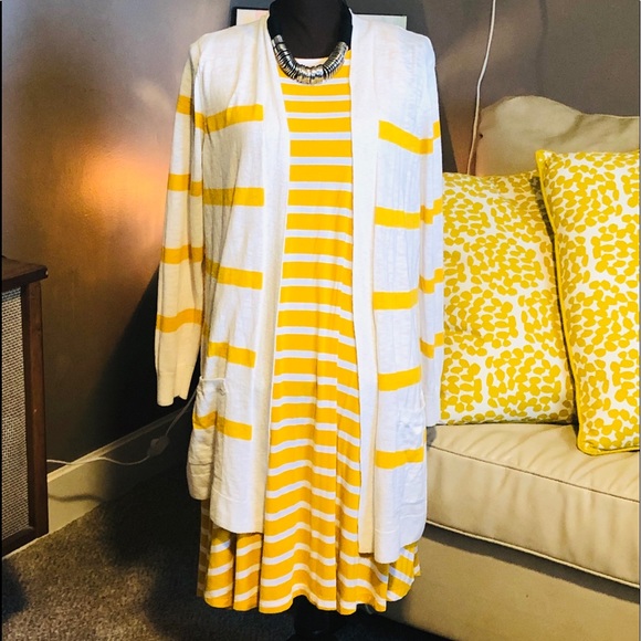 Old Navy Dresses & Skirts - Old Navy Sweater and Dress set